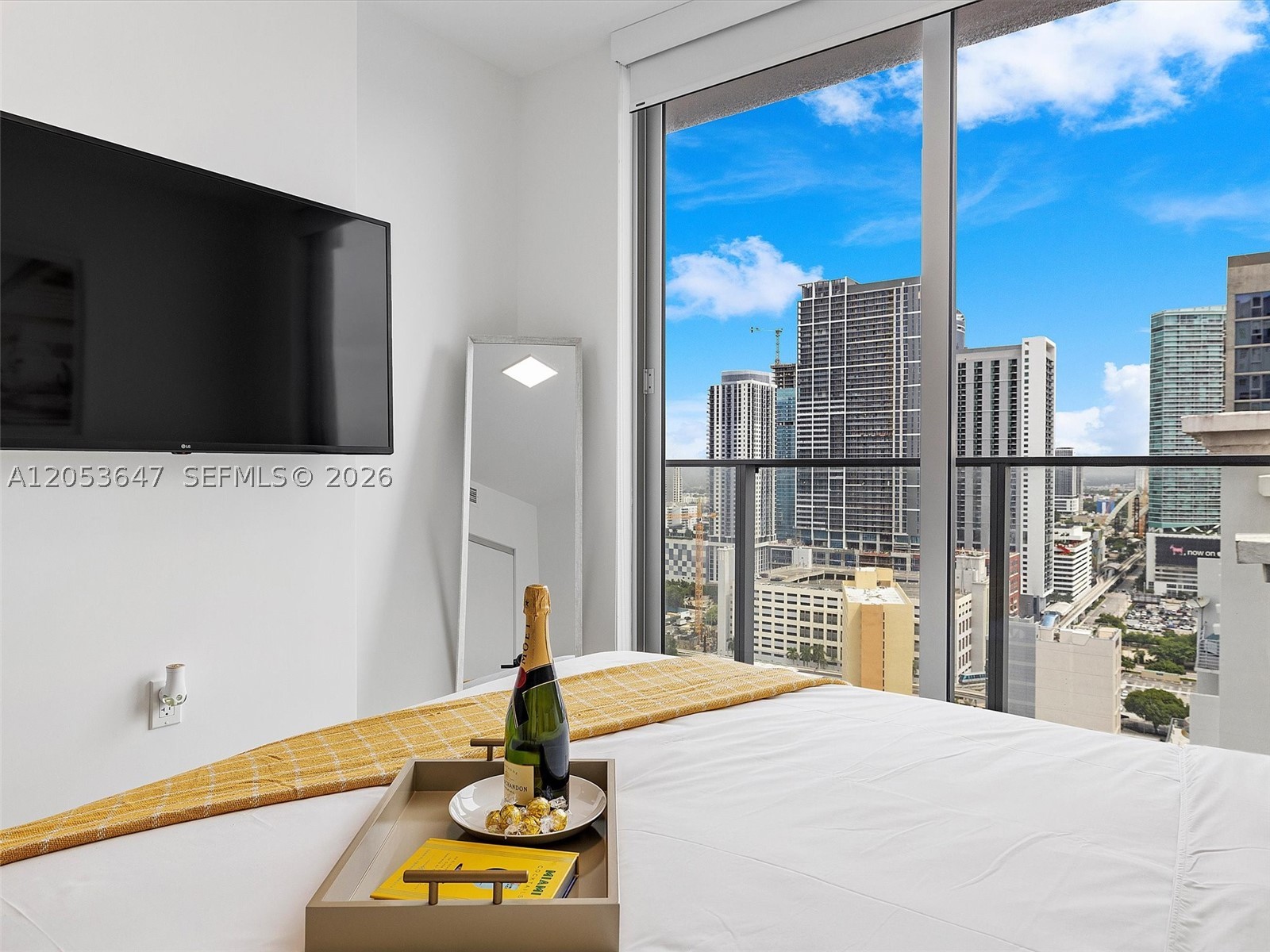 image Yotelpad Miami21
