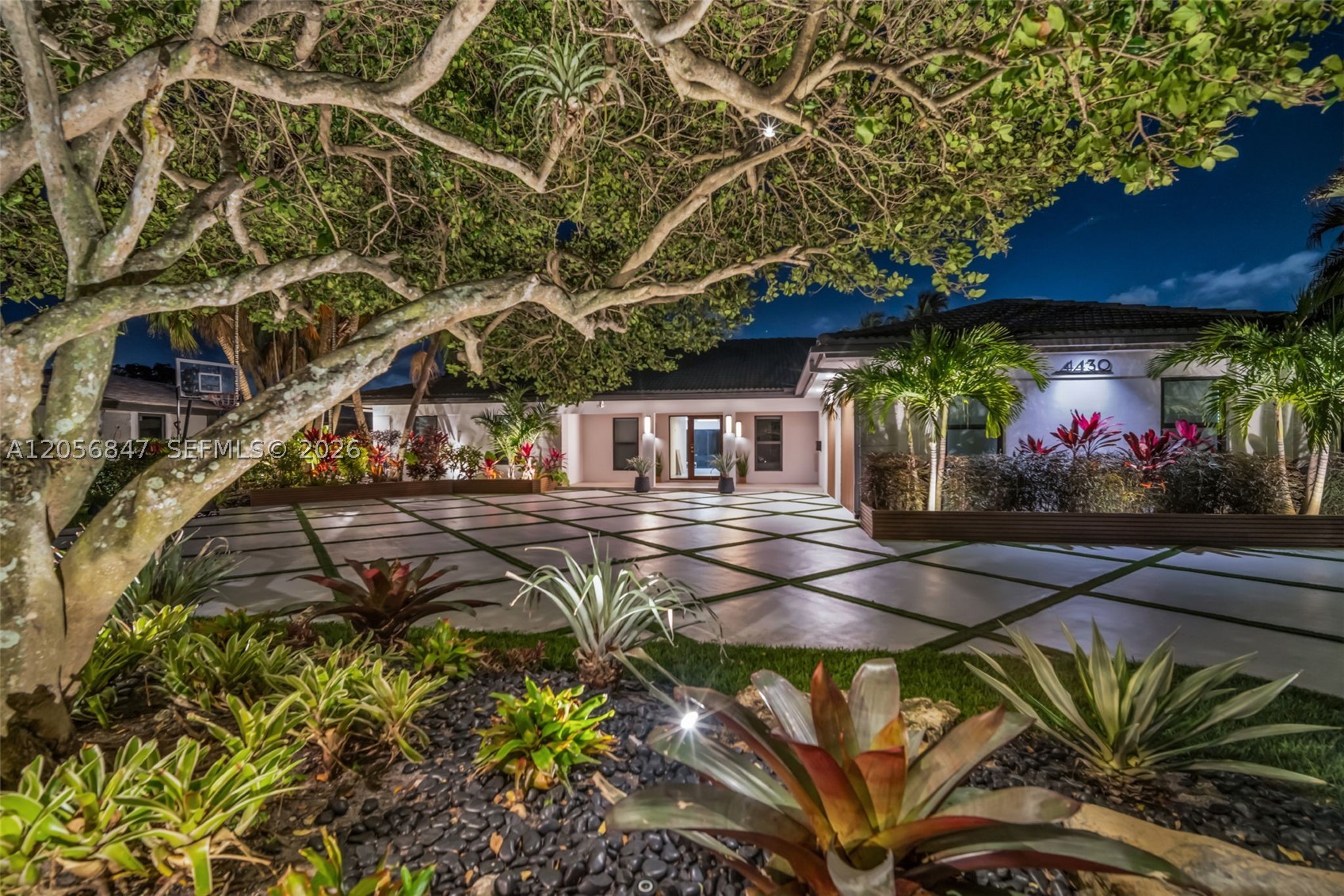 4430 Casper Ct Hollywood, FL 33021