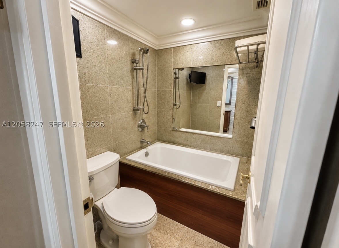 9511 Collins Ave #1507 Surfside, FL 33154