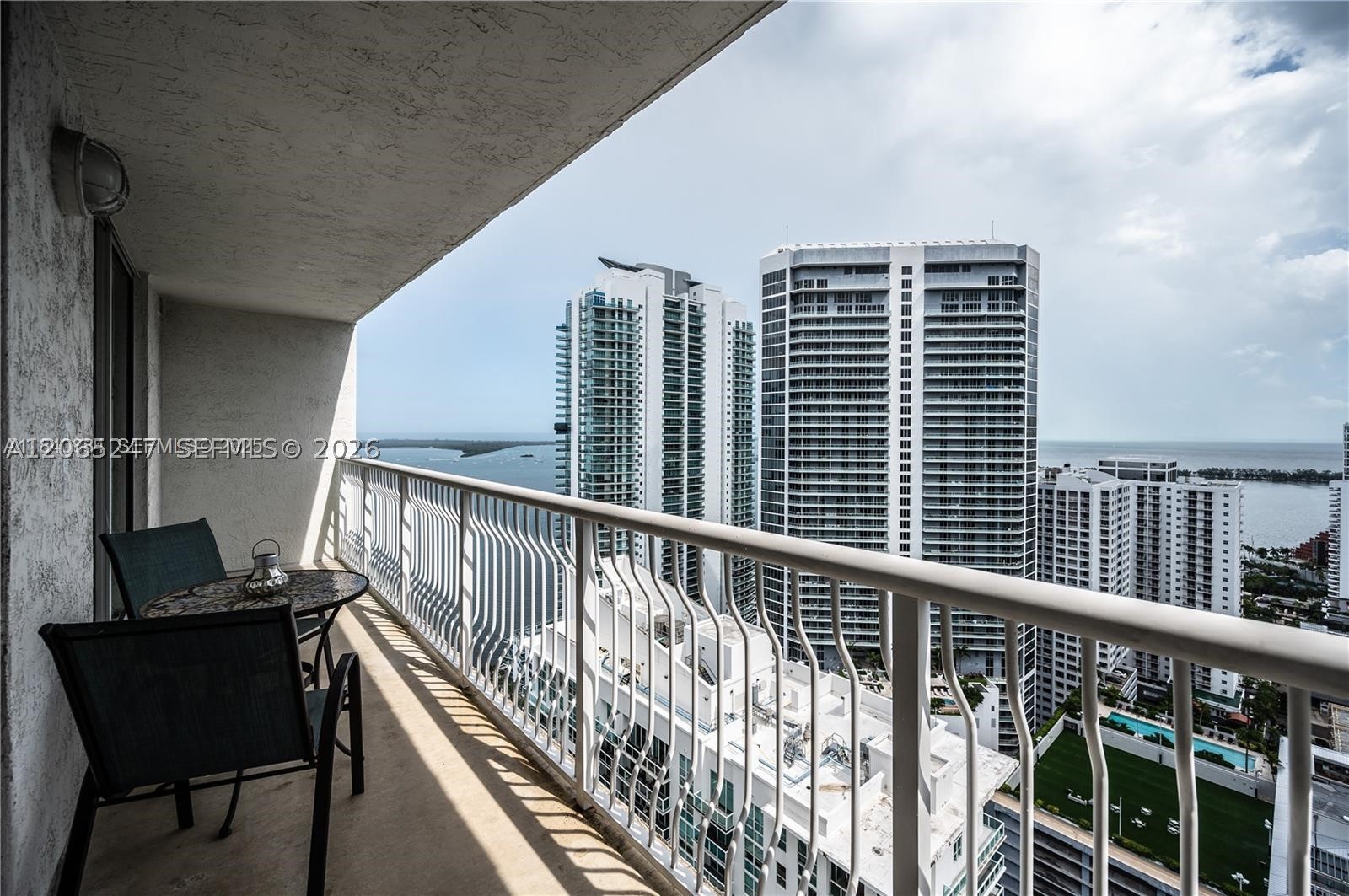 image The Club at Brickell Bay6