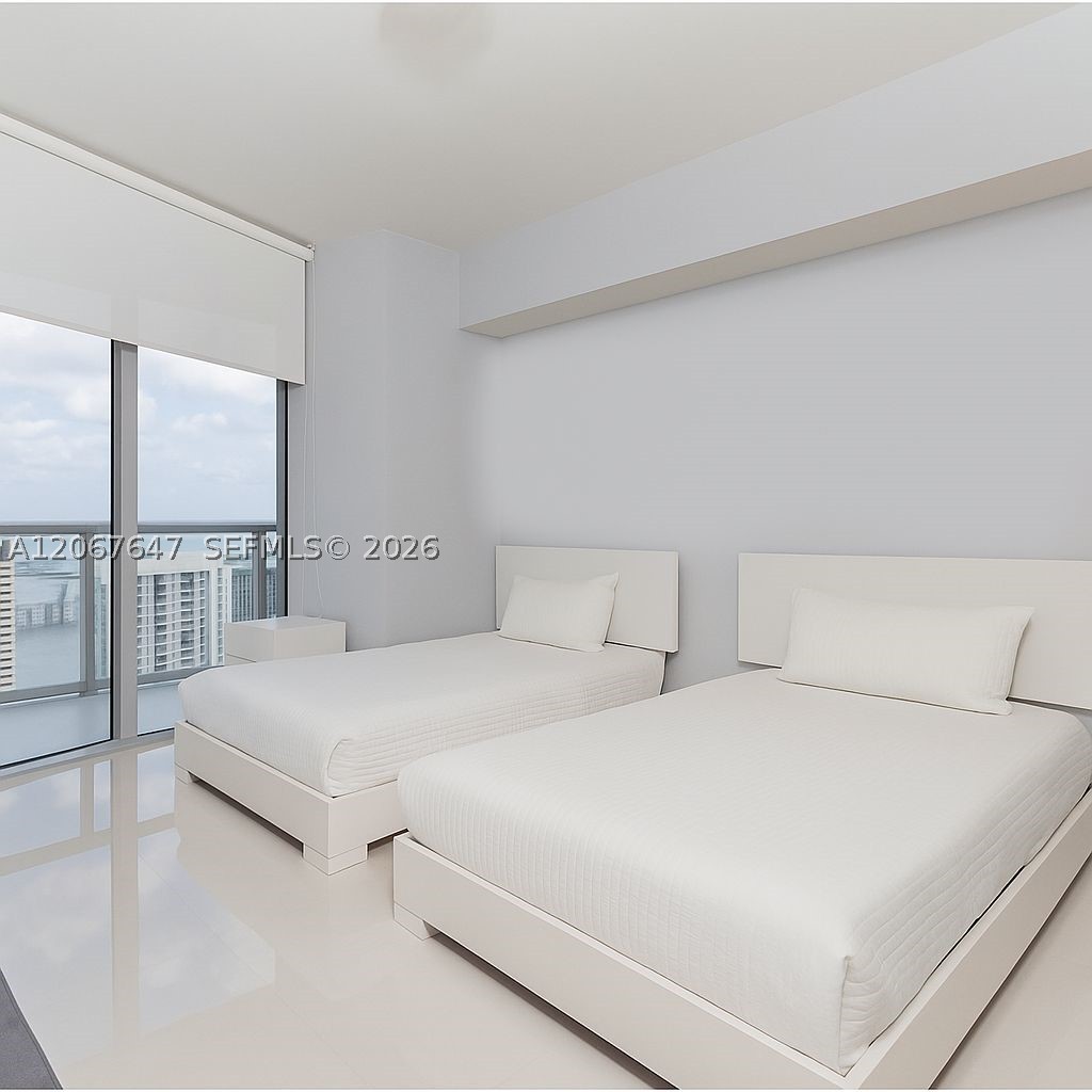 image Icon Brickell II14