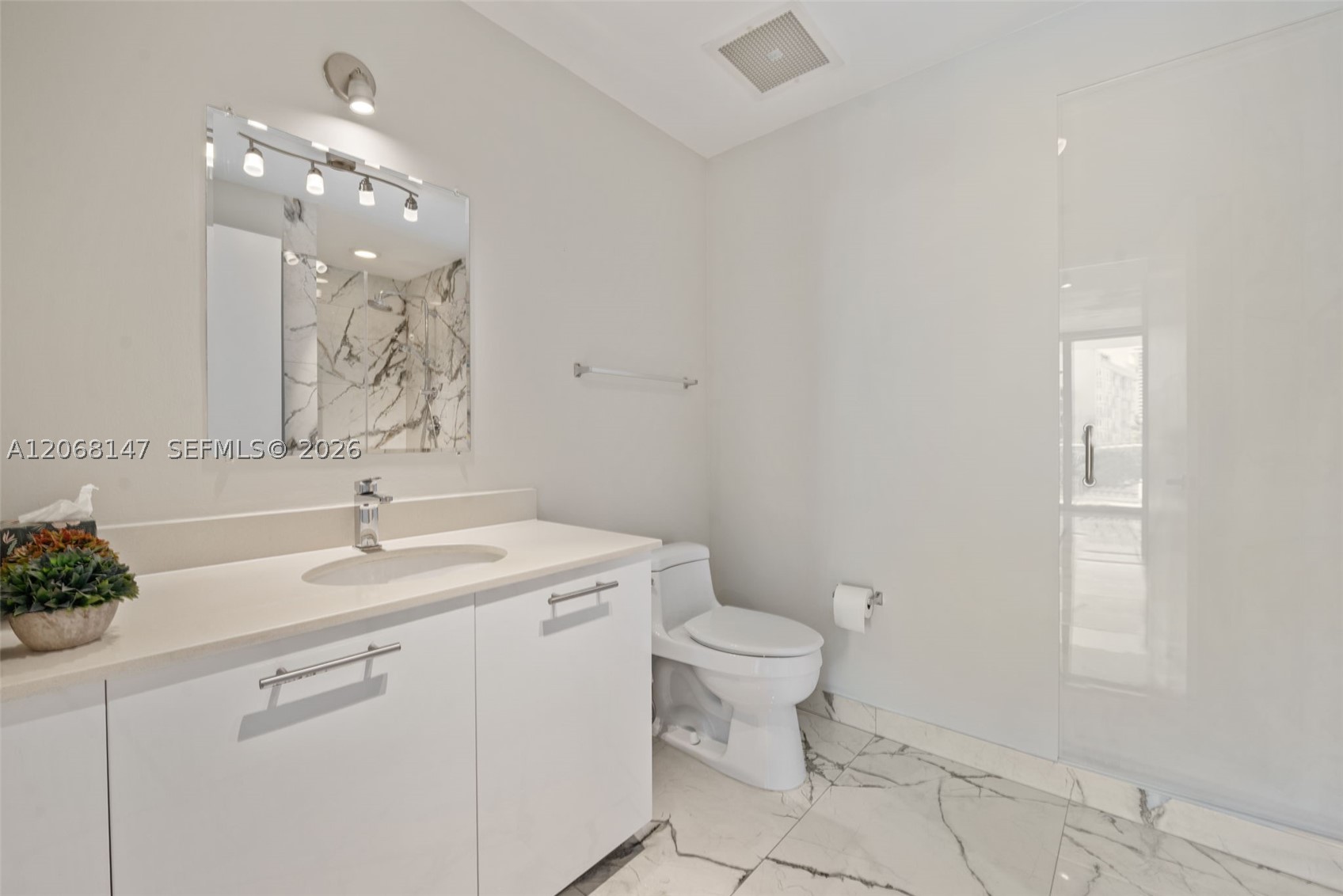 image 2 Midtown18