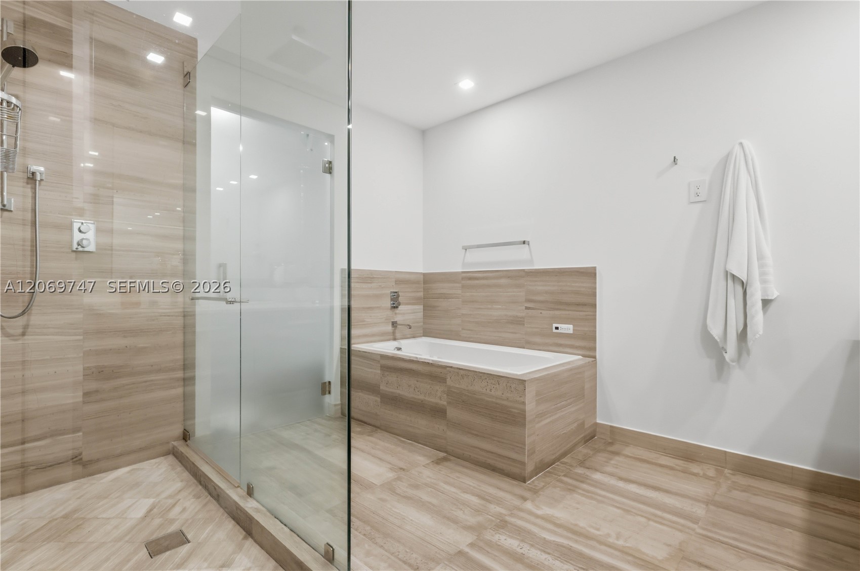 Undisclosed Address Key Biscayne, FL 33149