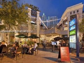 image Brickell on the River South16
