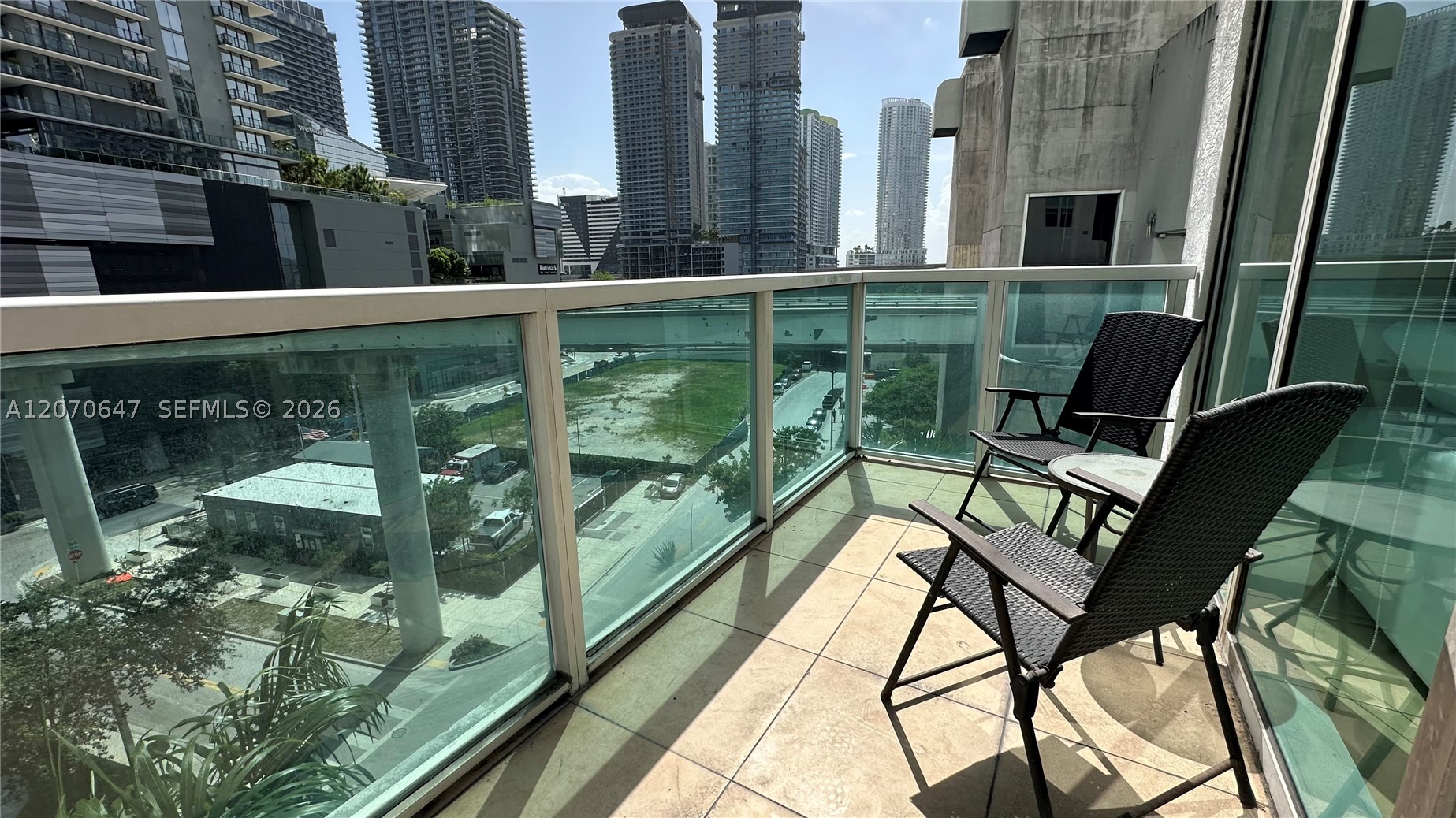 image Brickell on the River South28