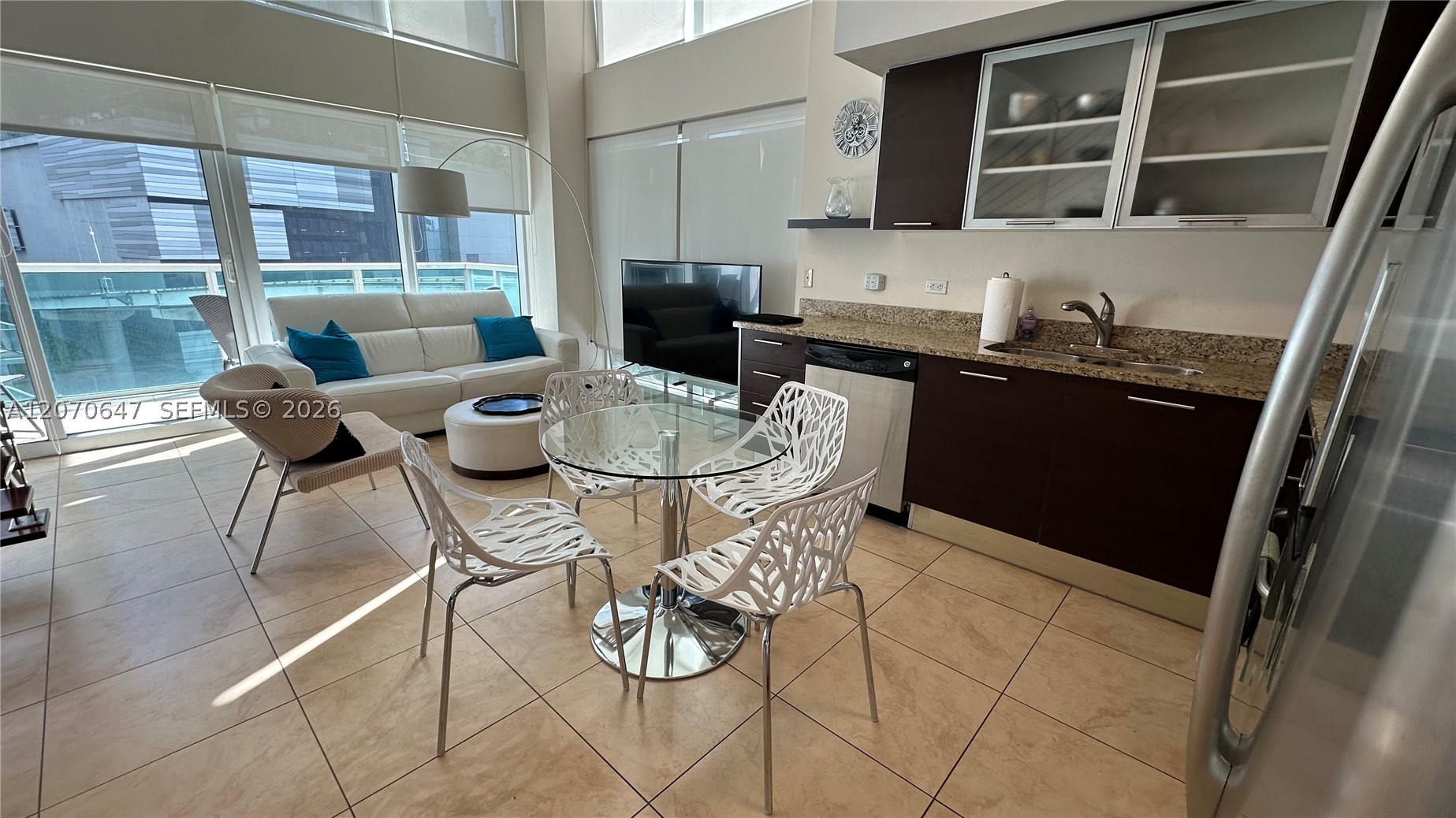 image Brickell on the River South30