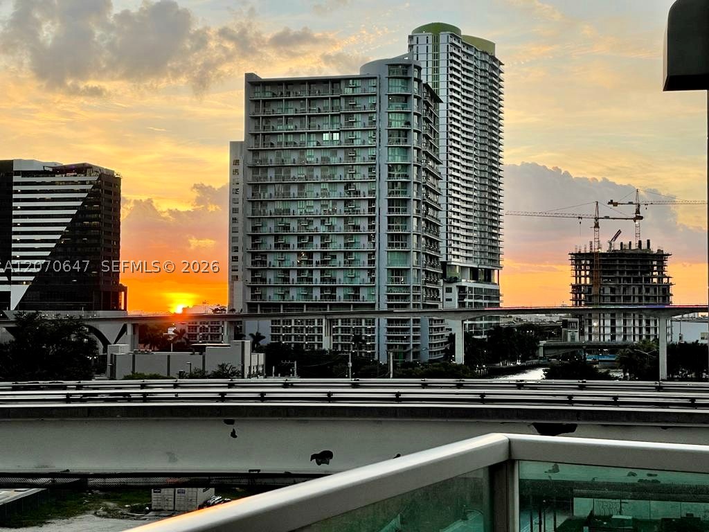 image Brickell on the River South6