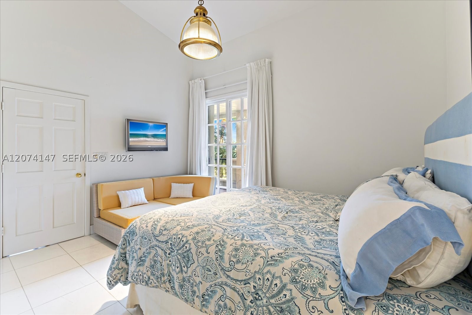 2134 Fisher Is Dr #2134 Miami Beach, FL 33109