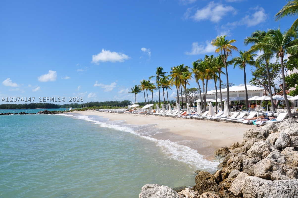 2134 Fisher Is Dr #2134 Miami Beach, FL 33109