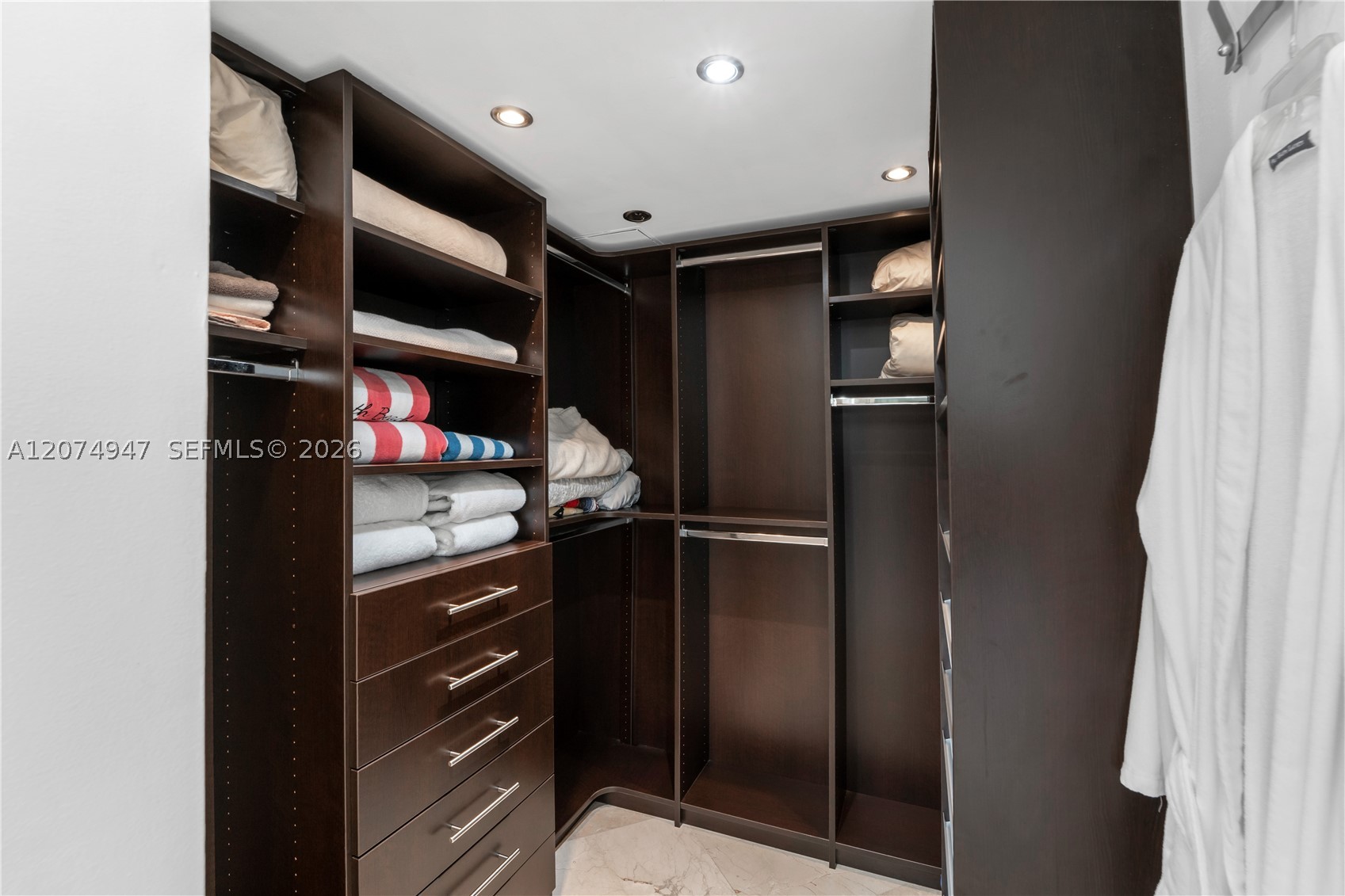 400 S Pointe Dr #505 Miami Beach, FL 33139