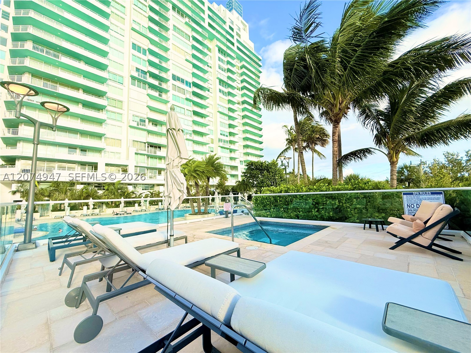 400 S Pointe Dr #505 Miami Beach, FL 33139