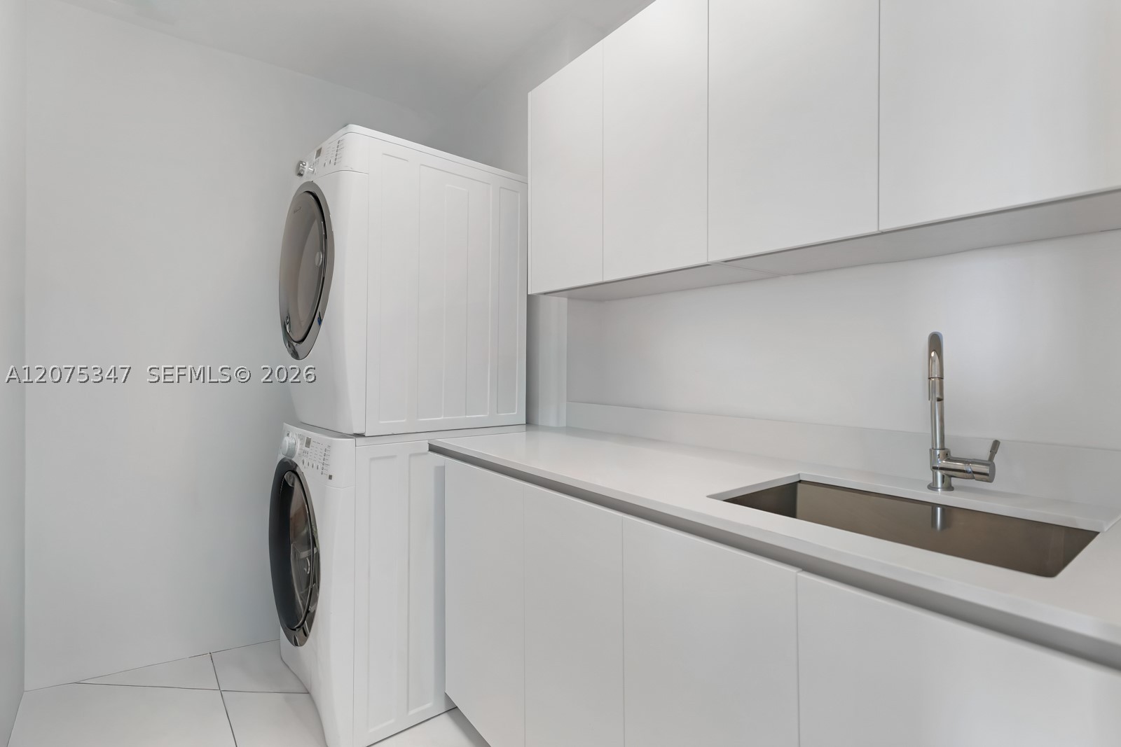 10201 Collins Ave #907 Bal Harbour, FL 33154