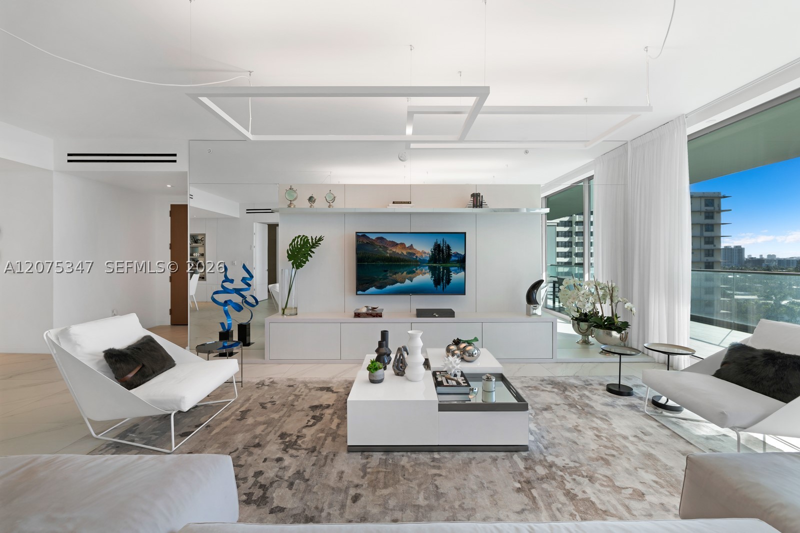 10201 Collins Ave #907 Bal Harbour, FL 33154