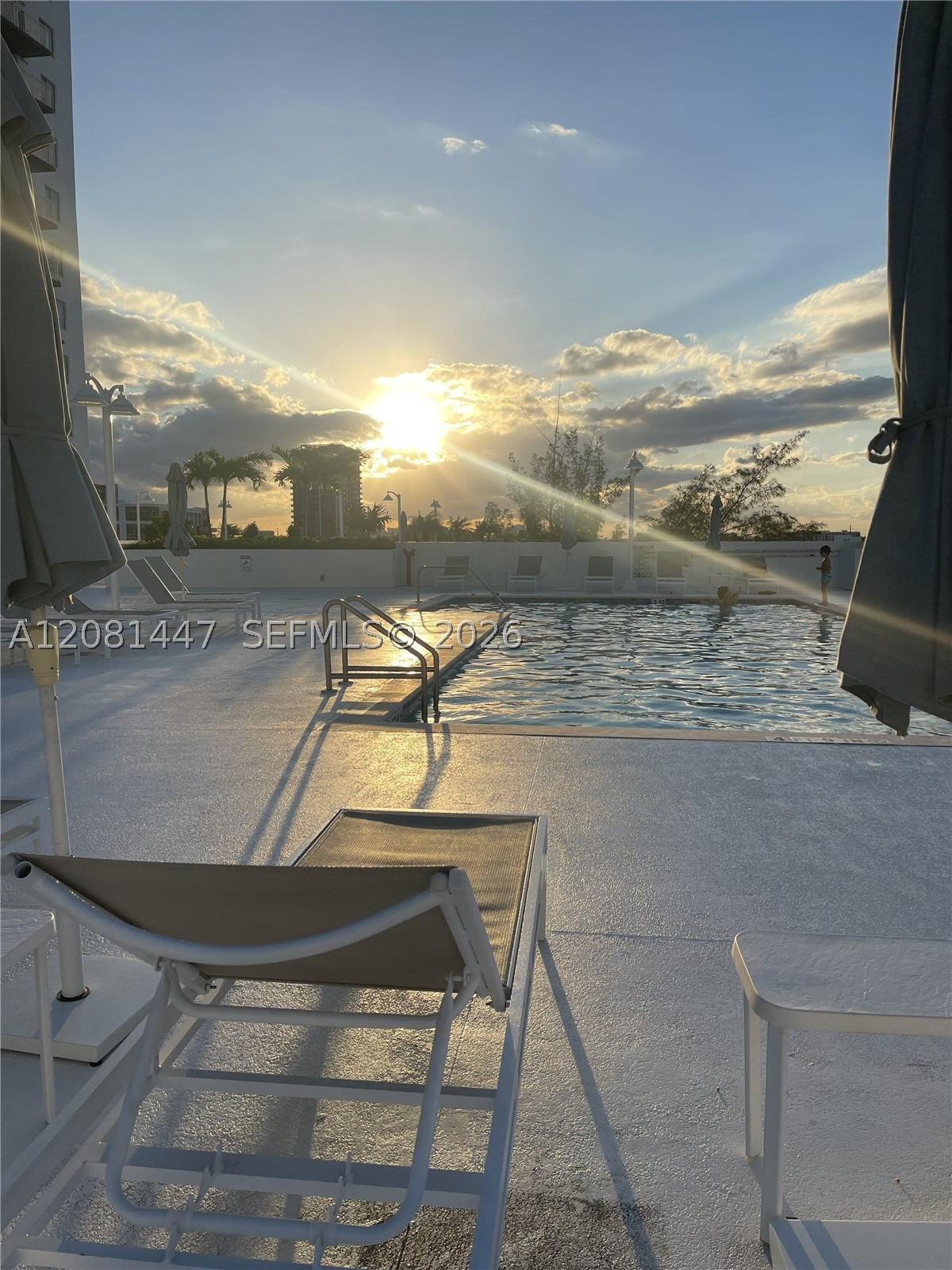 image 1800 Biscayne Plaza28