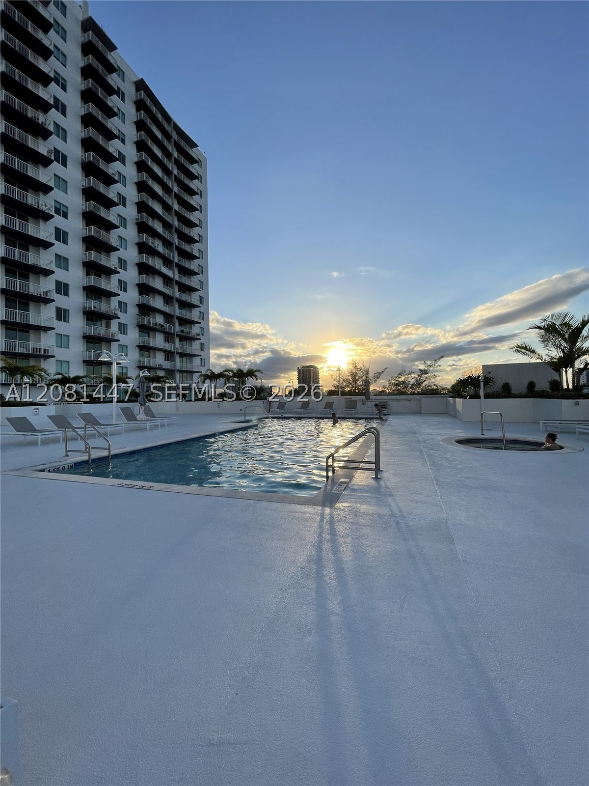 image 1800 Biscayne Plaza30