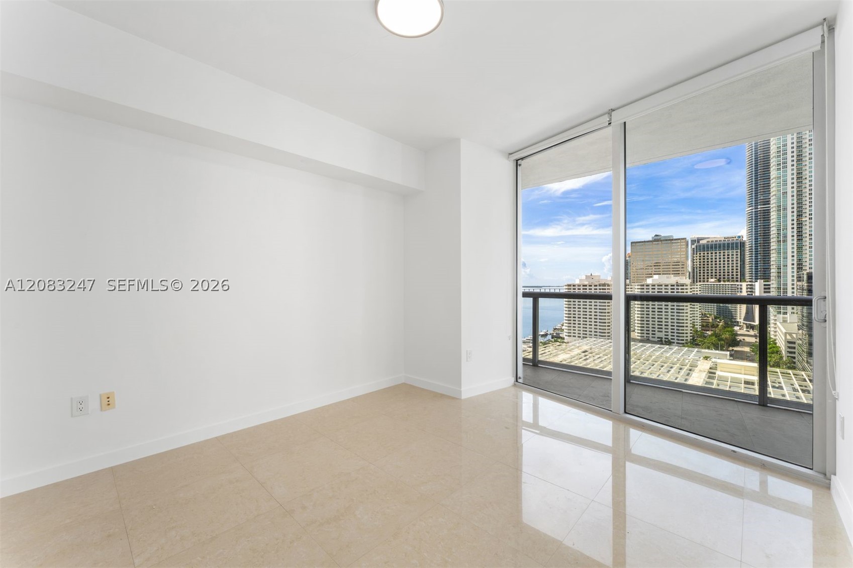 image Icon Brickell II14