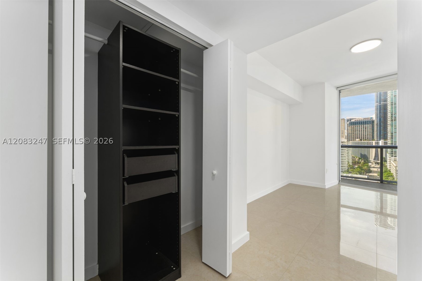 image Icon Brickell II17