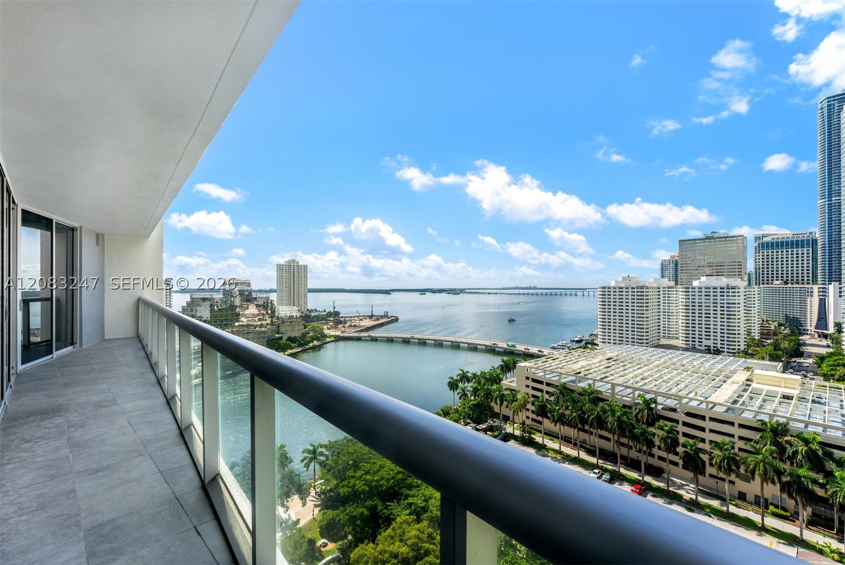 image Icon Brickell II24