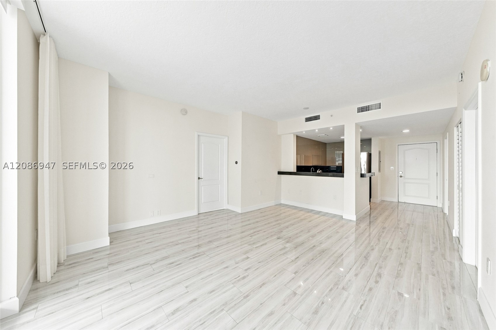 2101 Brickell Ave #3107 Miami, FL 33129