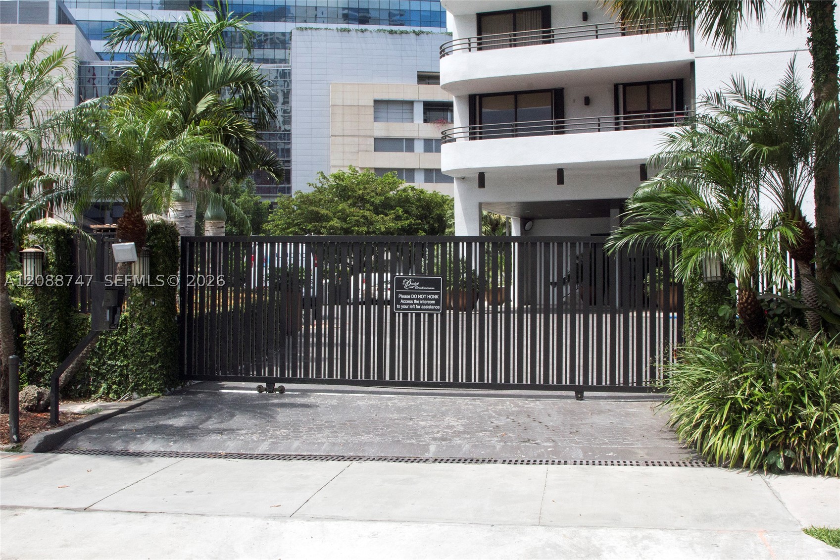 image Brickell East10