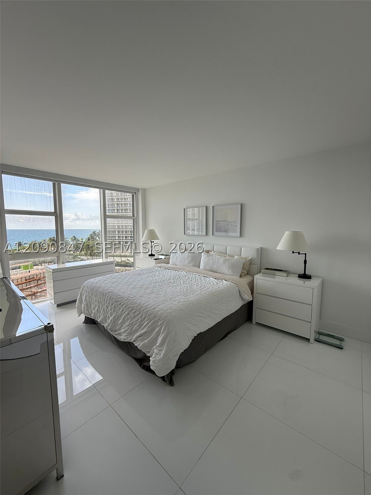 image Harbour House14