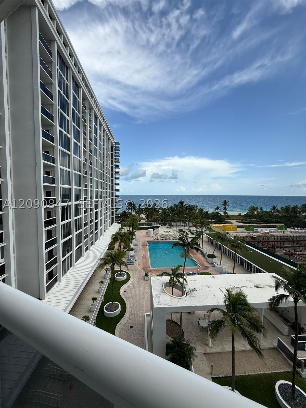 image Harbour House3