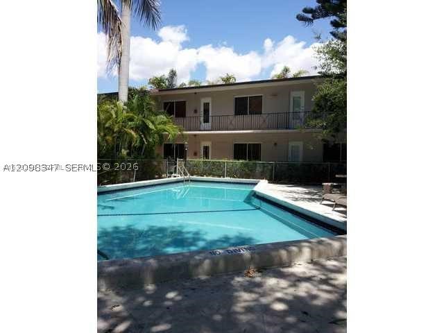 95 Edgewater Dr #201