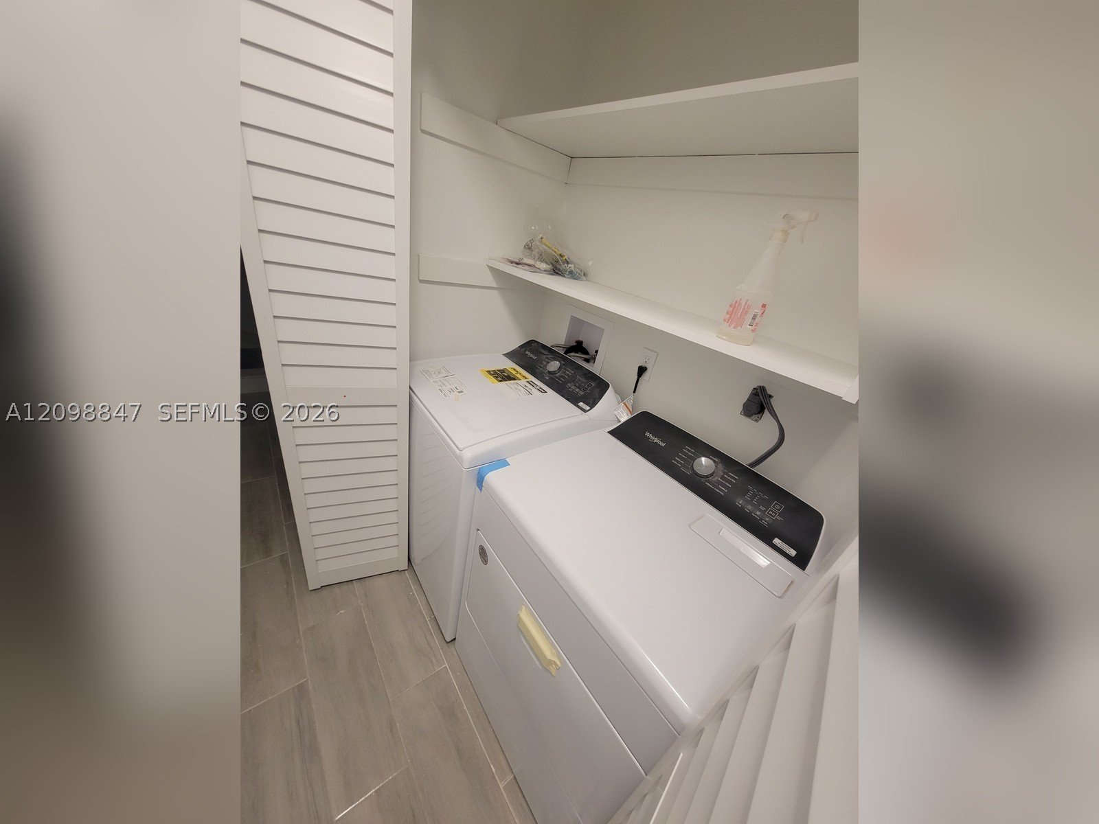 2300 SW 18th Ter Fort Lauderdale, FL 33315
