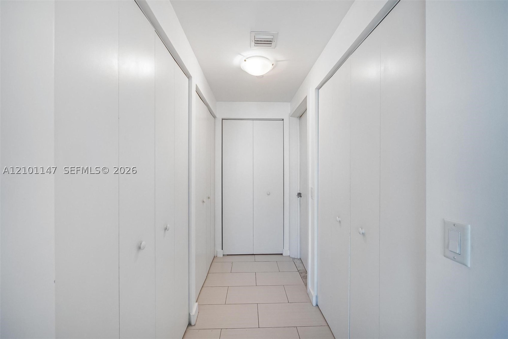 image Baltus House10