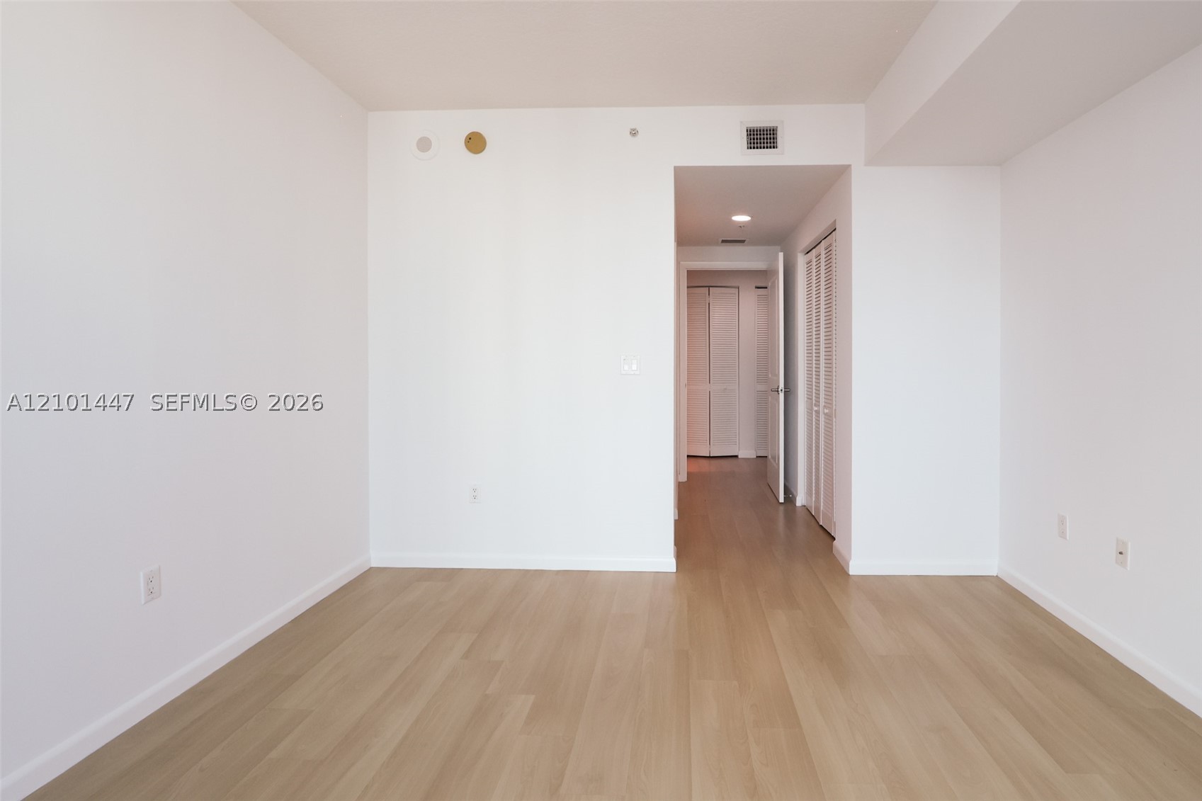 image Gallery Art Condos31