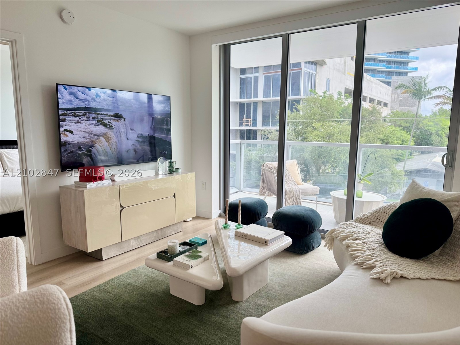 13800 Highland Dr #307 North Miami Beach, FL 33181