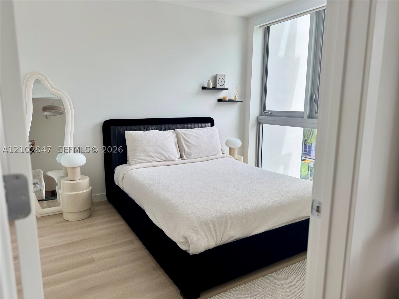 13800 Highland Dr #307 North Miami Beach, FL 33181