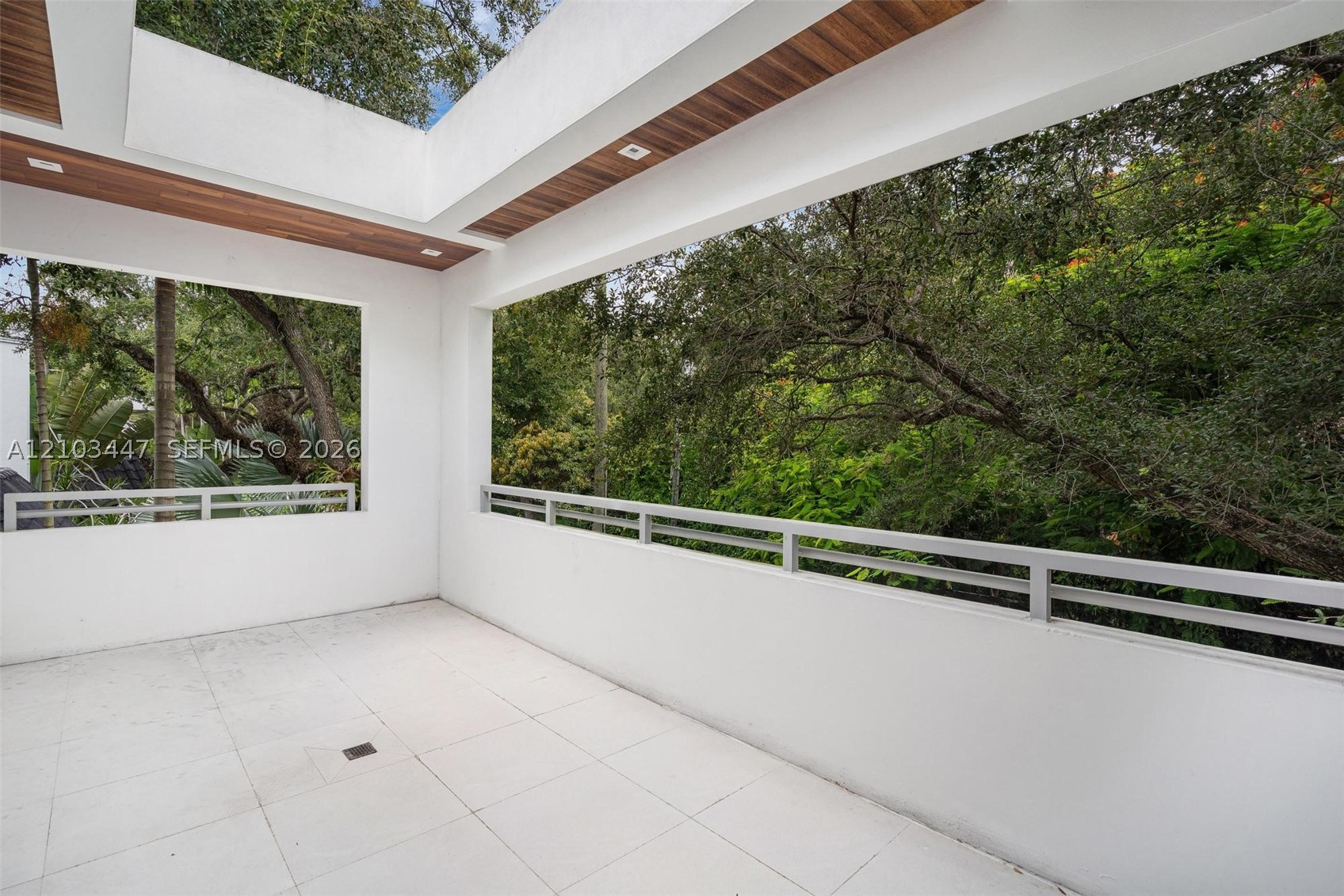 1760 Chucunantah Rd Miami, FL 33133