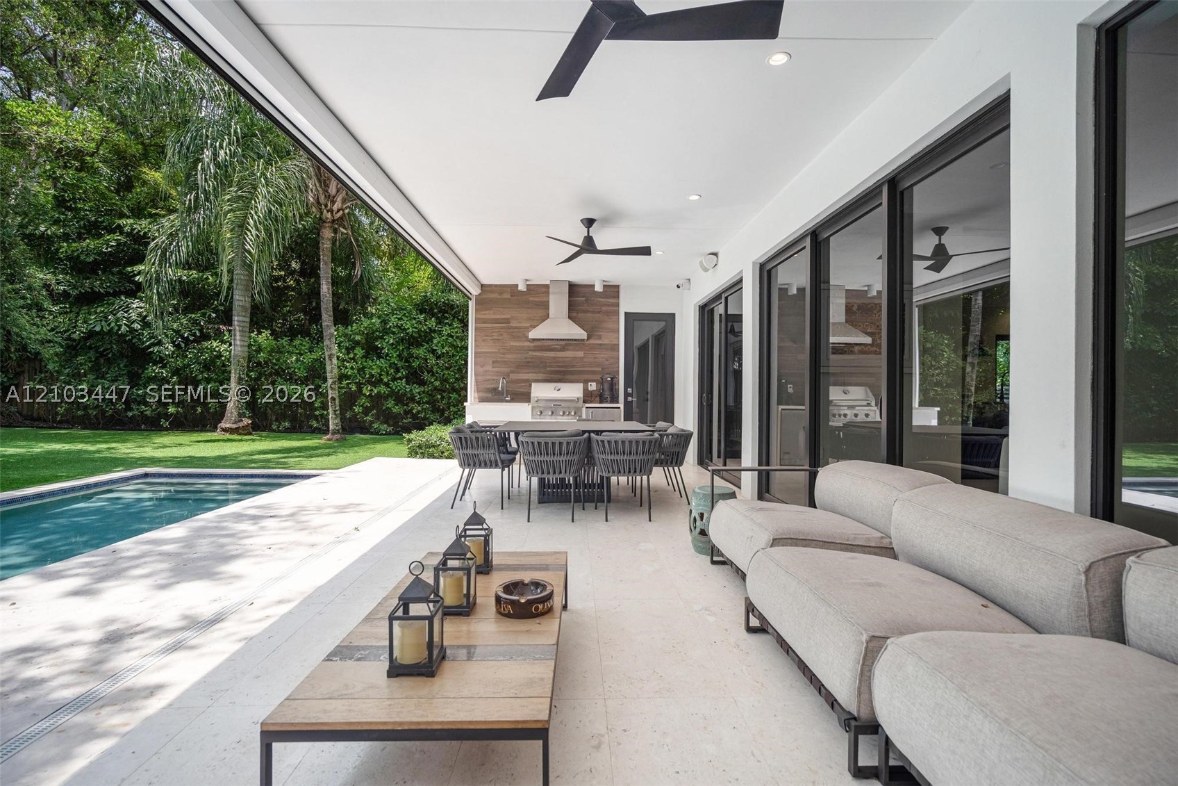 1760 Chucunantah Rd Miami, FL 33133