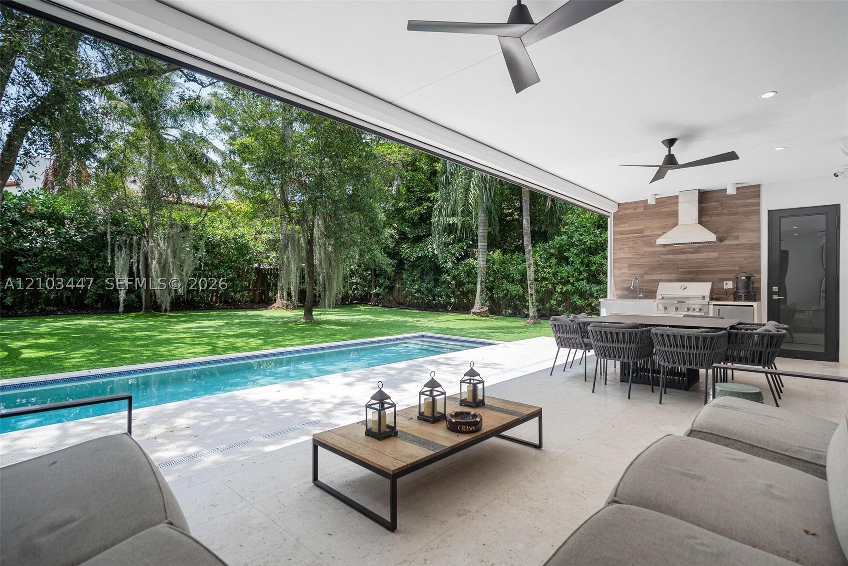1760 Chucunantah Rd Miami, FL 33133