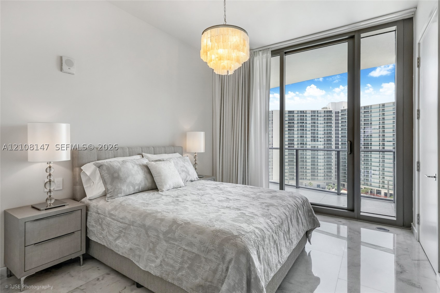 15701 Collins Ave #902 Sunny Isles Beach, FL 33160