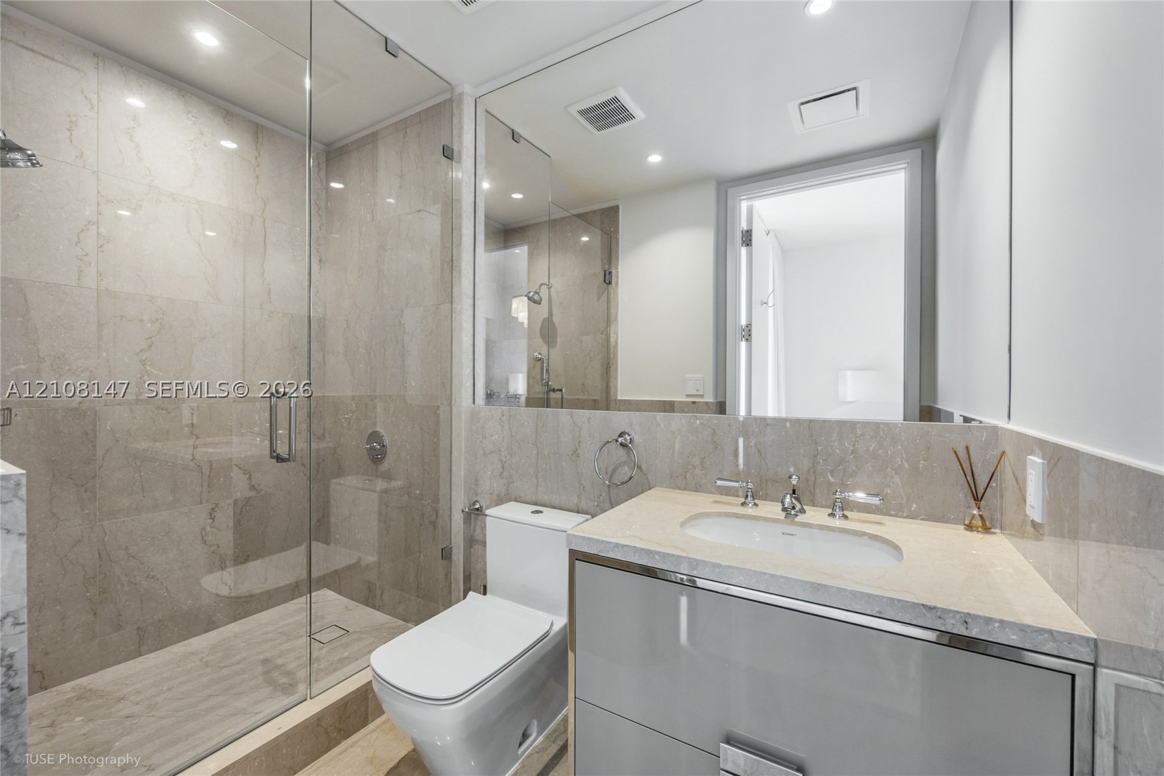 15701 Collins Ave #902 Sunny Isles Beach, FL 33160