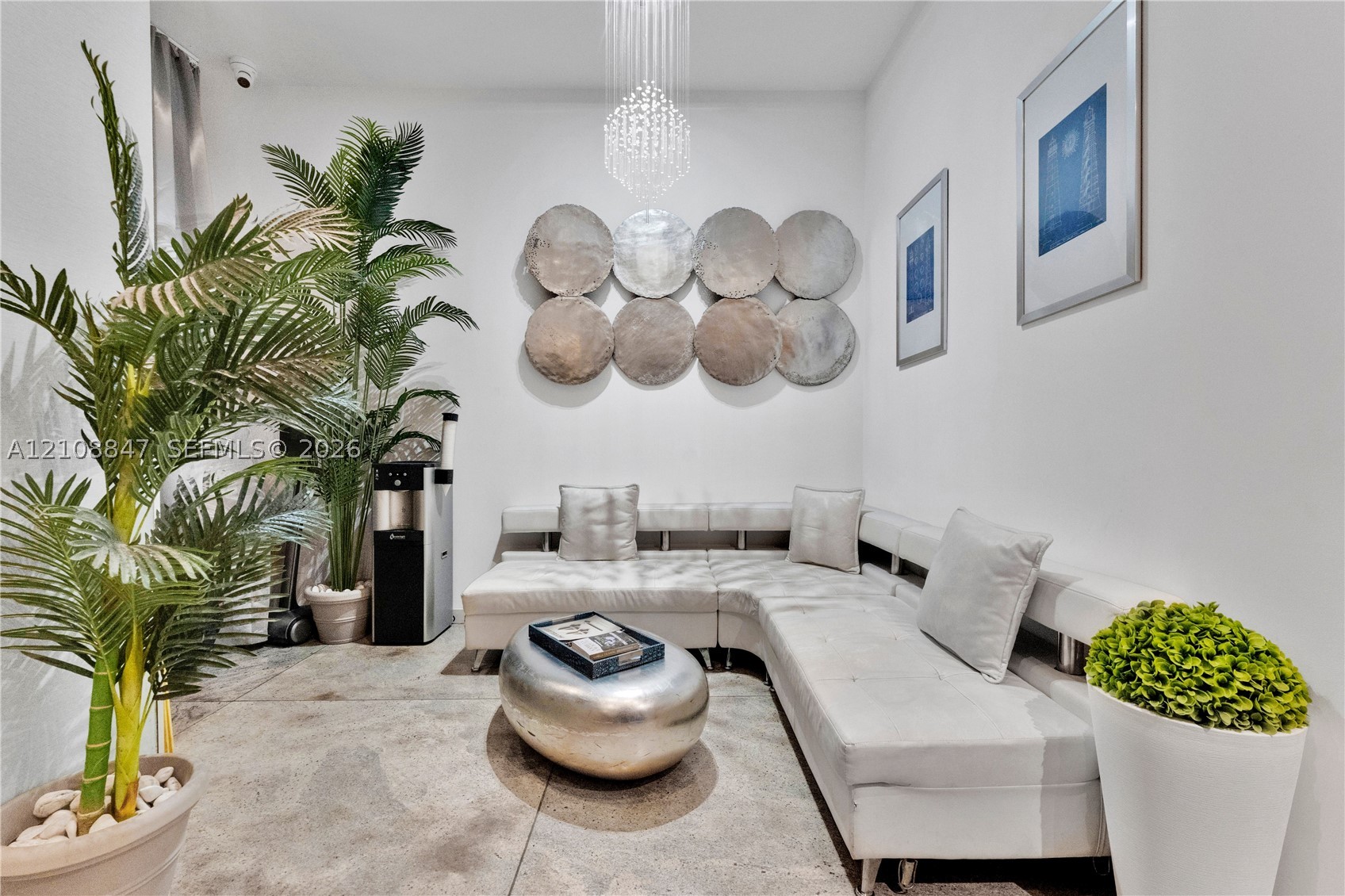 524 Ocean Dr Miami Beach, FL 33139