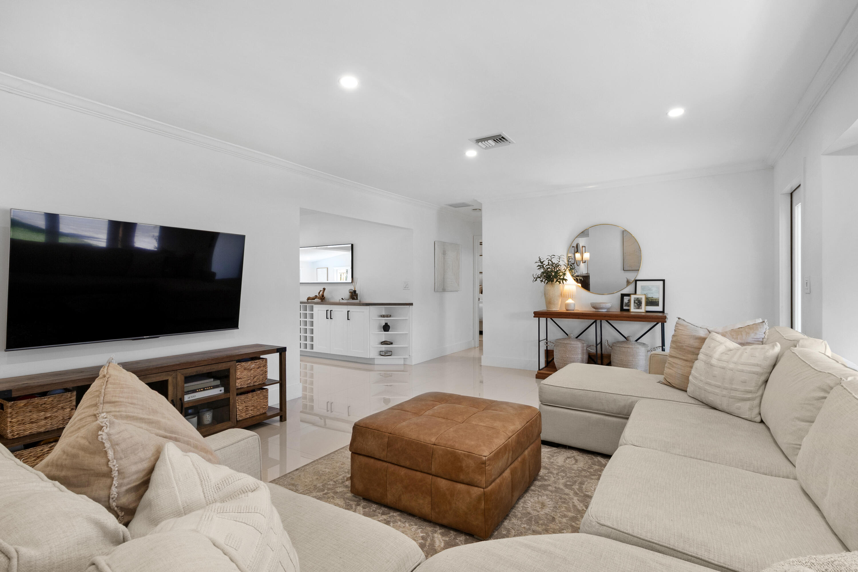 5351 NE 16th Fort Lauderdale, FL 33334