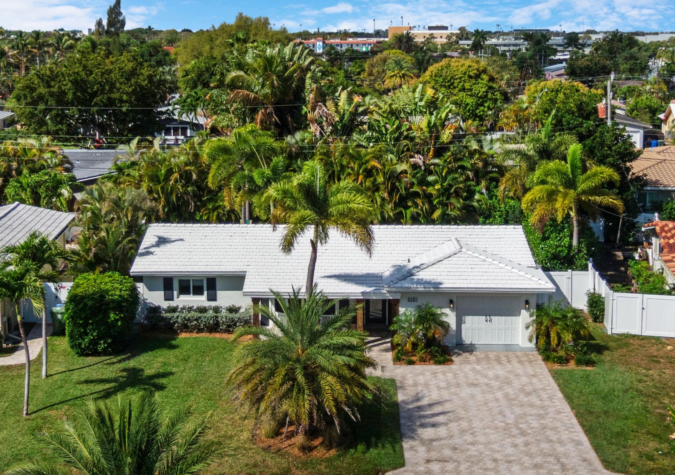 5351 NE 16th Fort Lauderdale, FL 33334