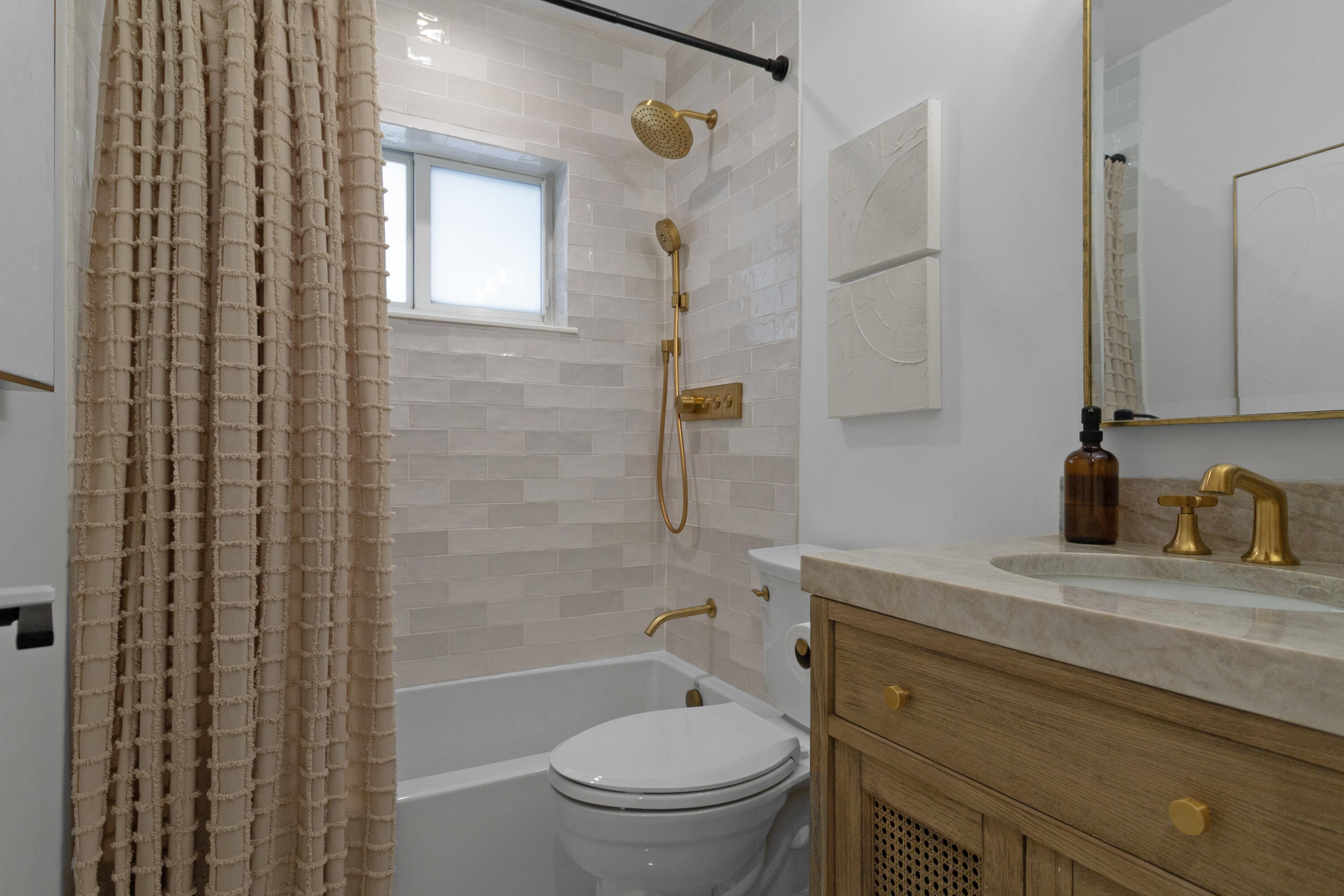 5351 NE 16th Fort Lauderdale, FL 33334