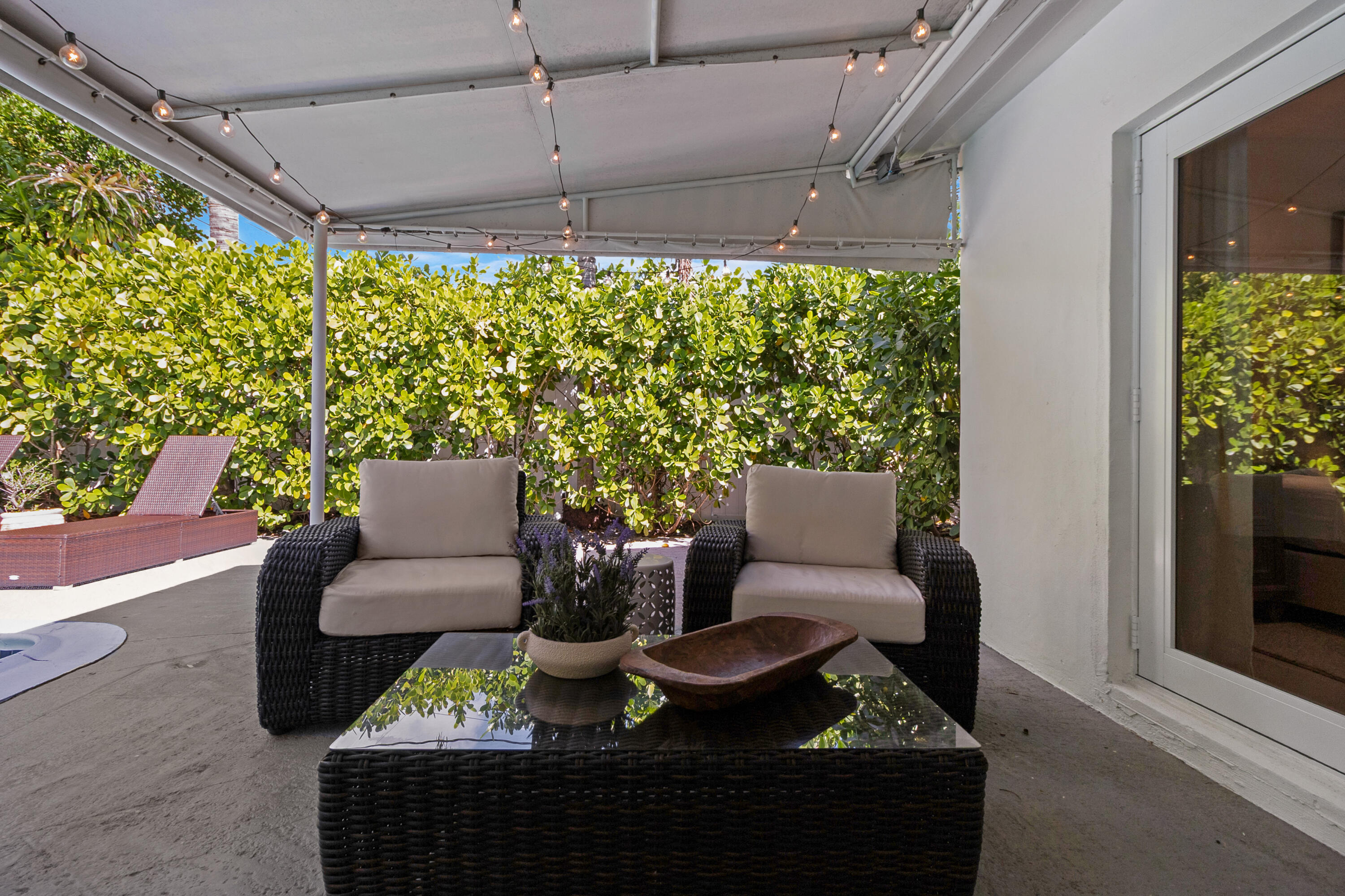 5351 NE 16th Fort Lauderdale, FL 33334