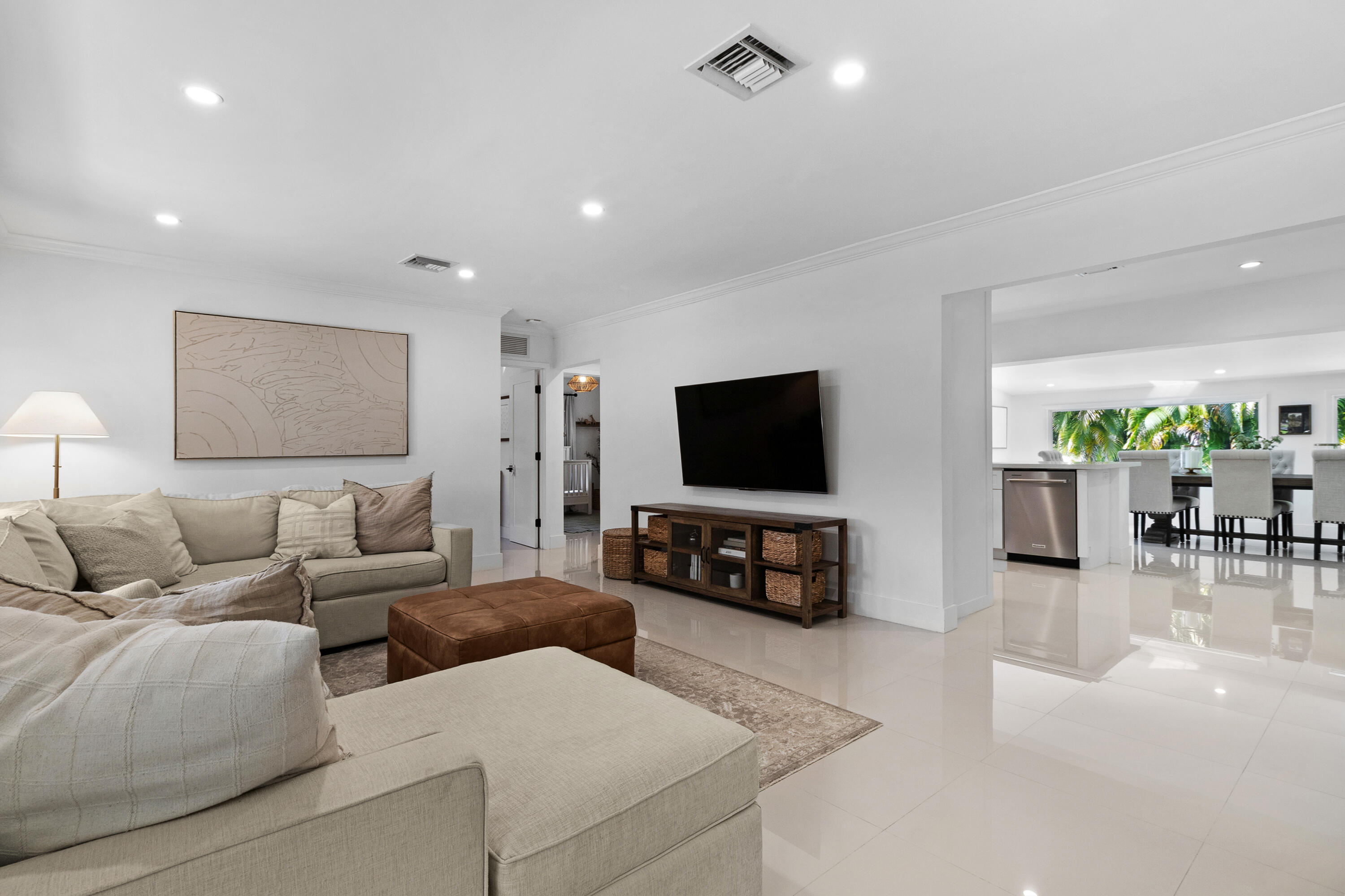 5351 NE 16th Fort Lauderdale, FL 33334