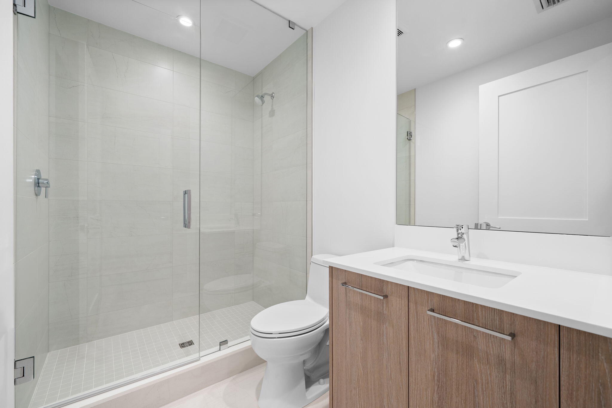 151 N Seabreeze #E1504 Fort Lauderdale, FL 33304