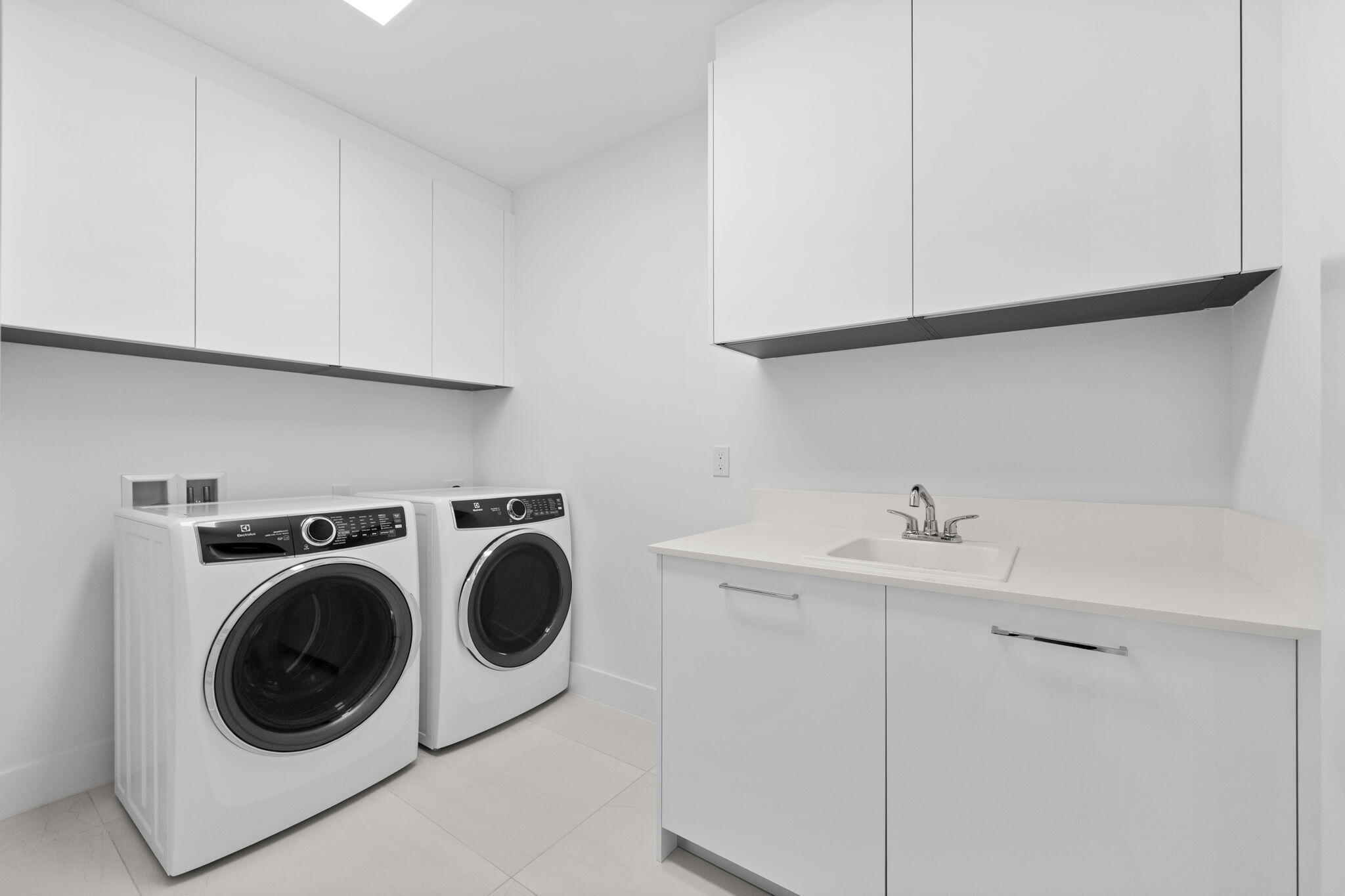 151 N Seabreeze #E1504 Fort Lauderdale, FL 33304