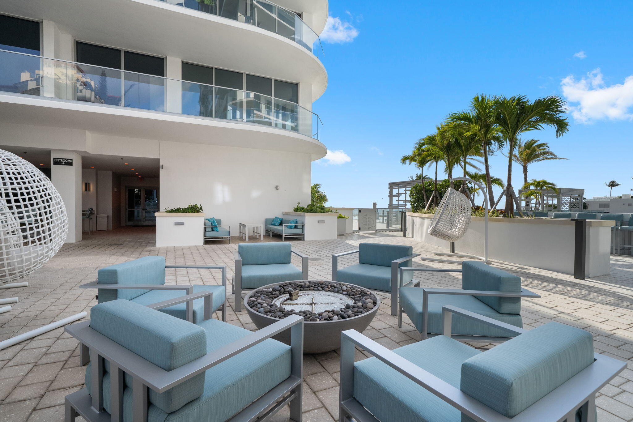 151 N Seabreeze #E1504 Fort Lauderdale, FL 33304