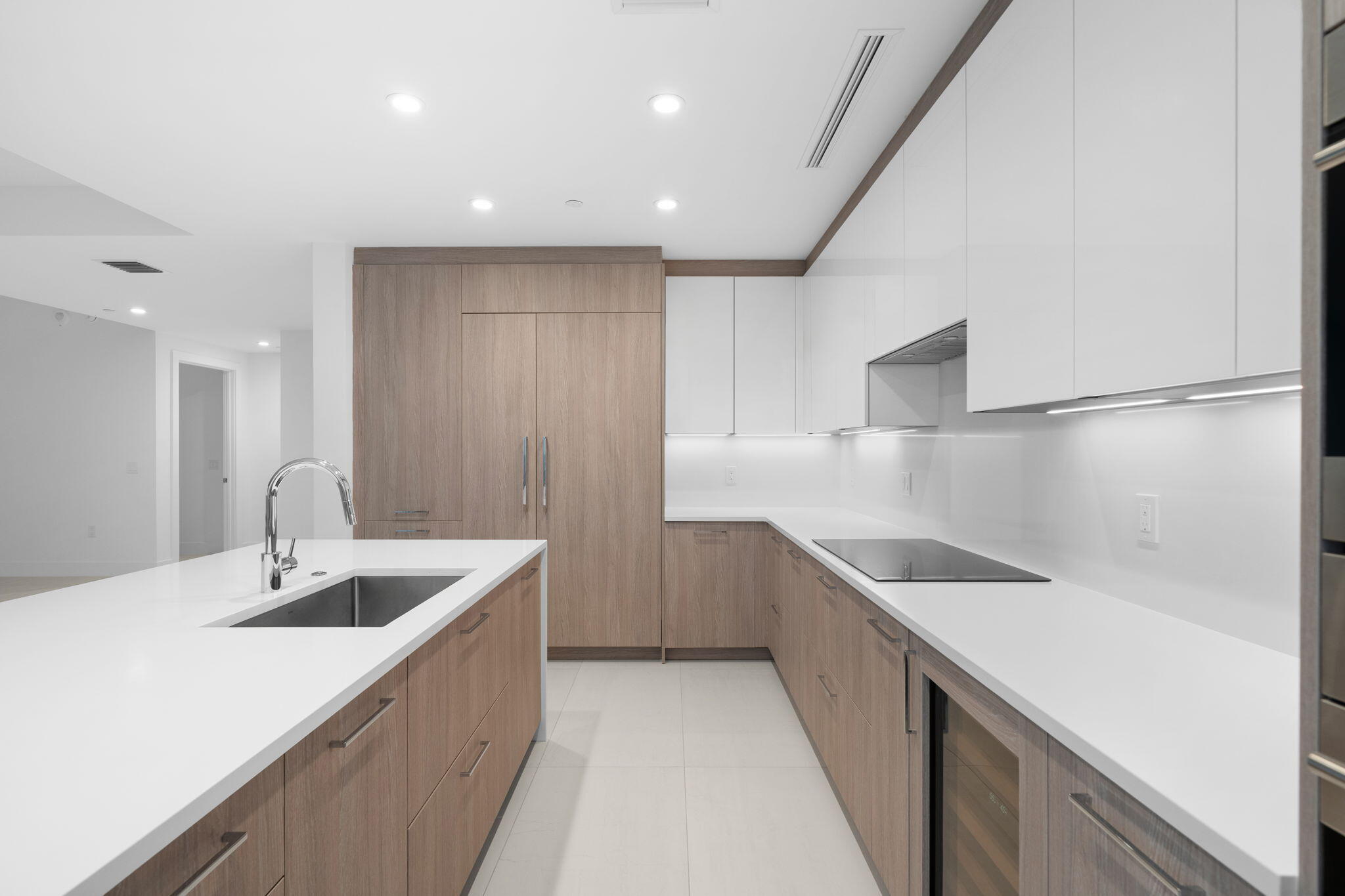 151 N Seabreeze #E1504 Fort Lauderdale, FL 33304
