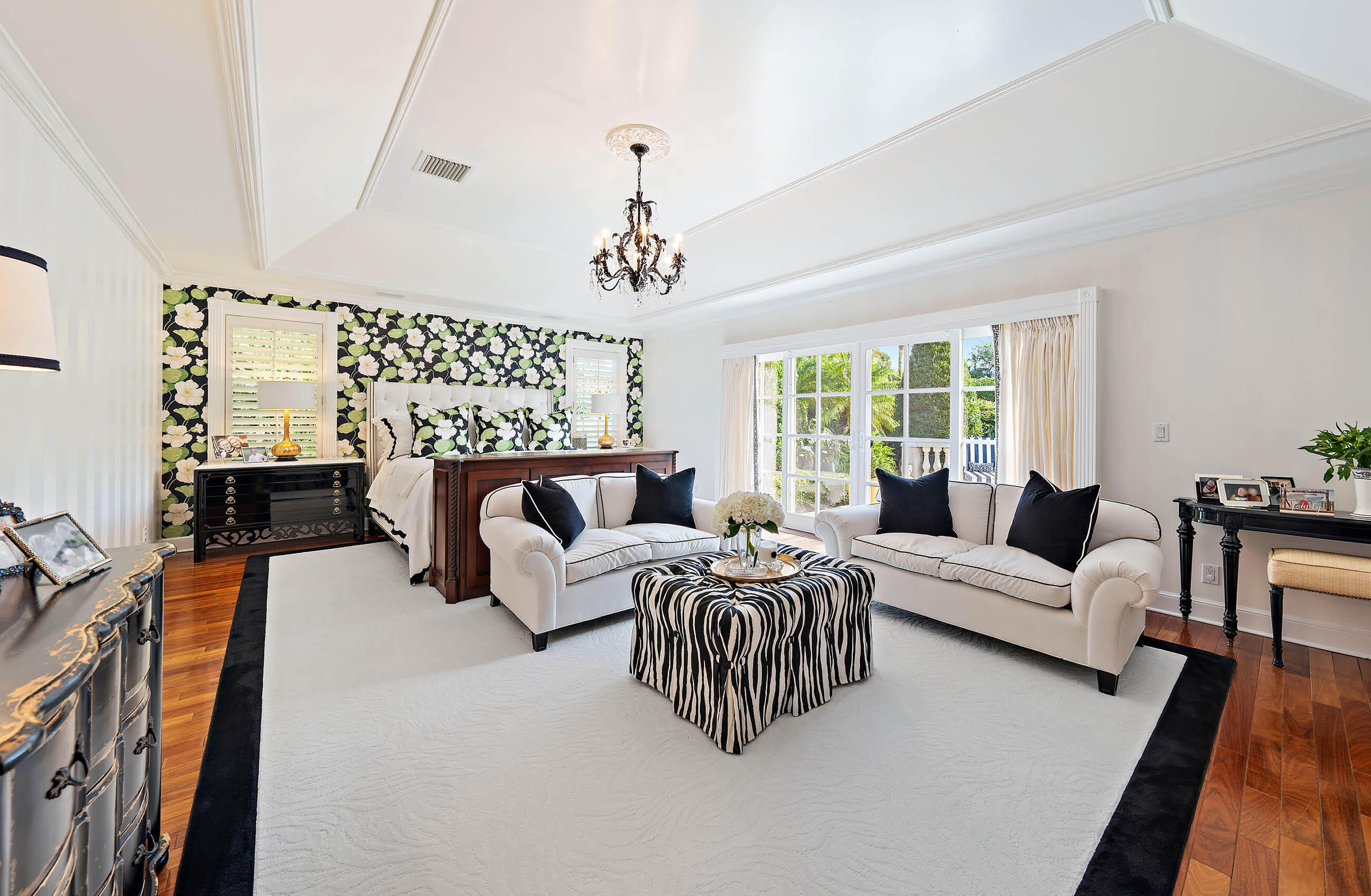 11818 Lost Tree North Palm Beach, FL 33408