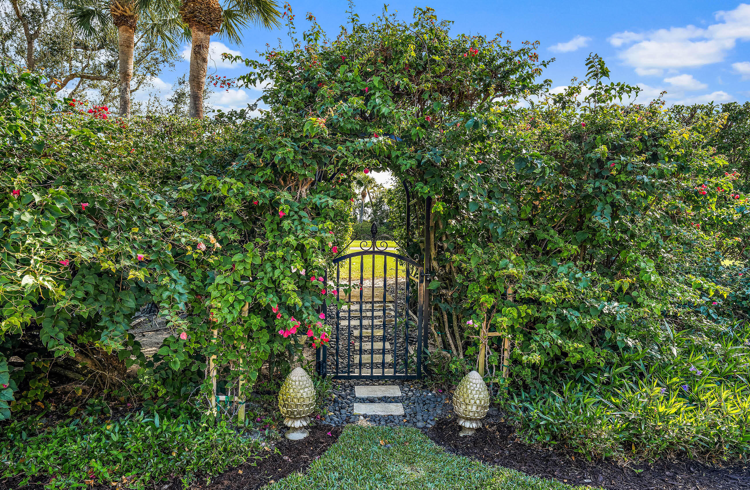 11818 Lost Tree North Palm Beach, FL 33408