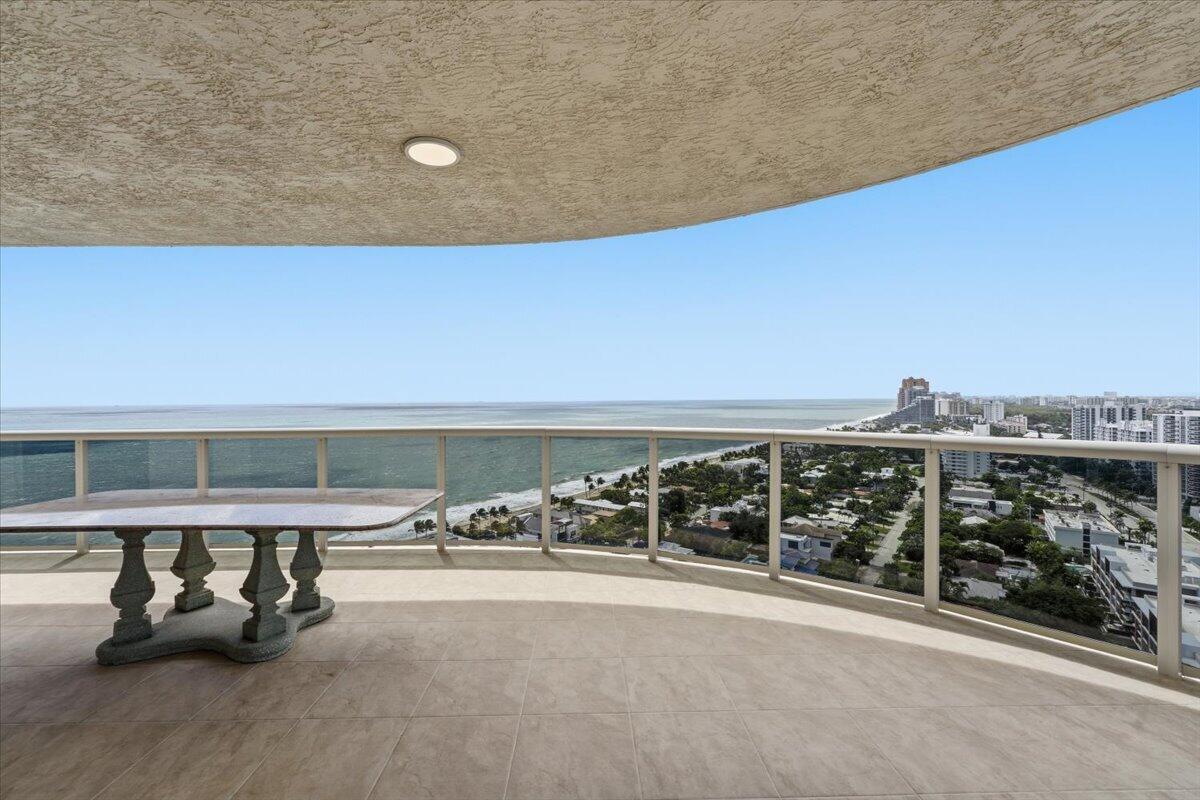 3100 N Ocean #2208 Fort Lauderdale, FL 33308